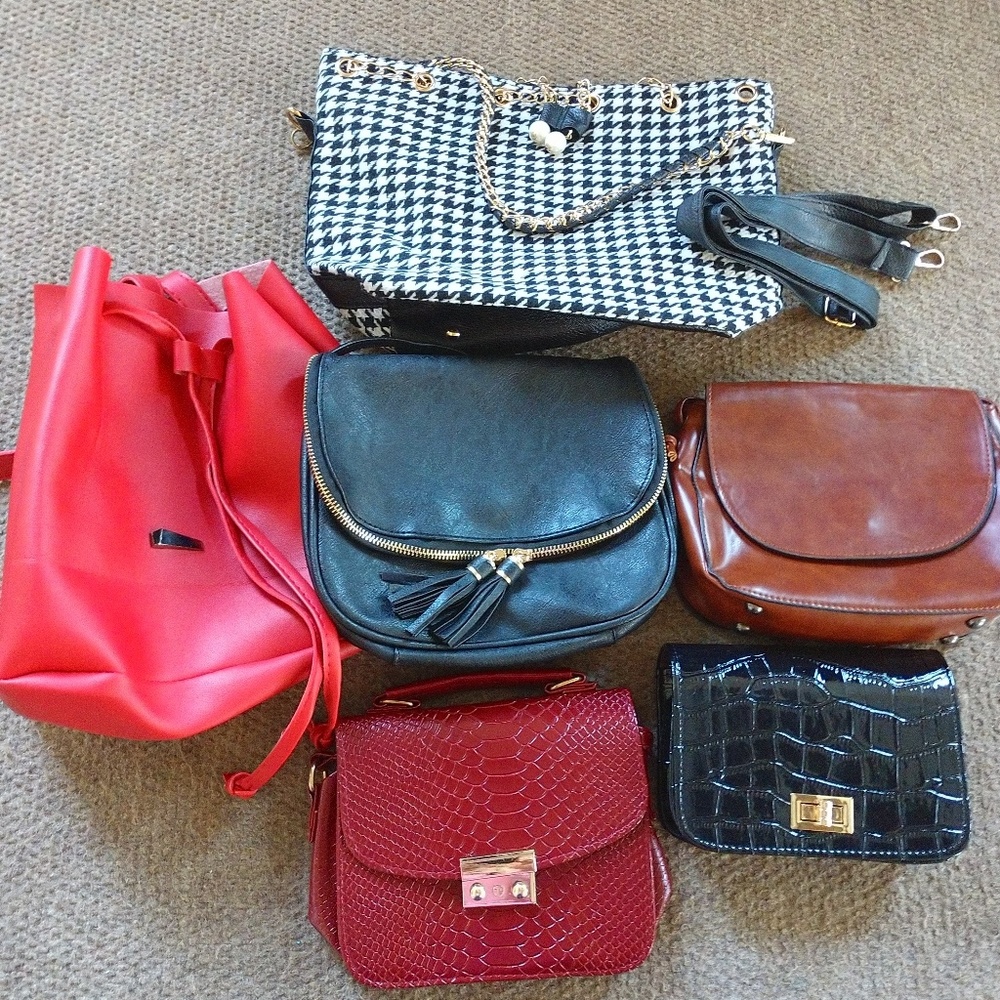 Lot of 6 different colors and style bags.